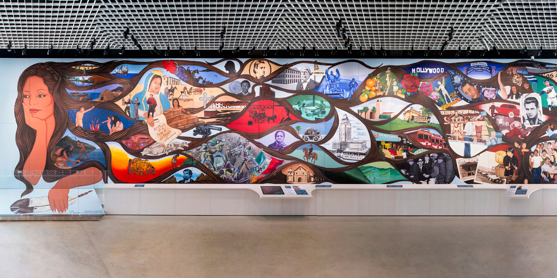Gnatalie Carrasco mural
